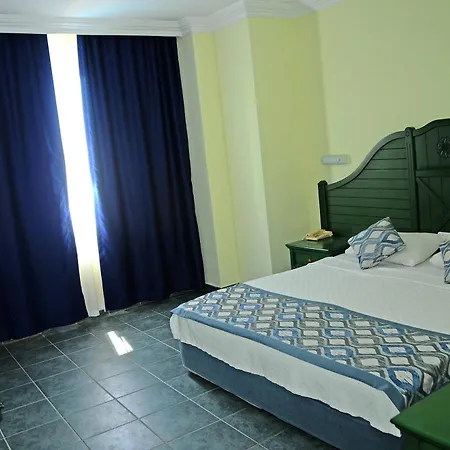 Sunway Aparthotel 4*