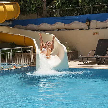 מלון דירות Sunway אלאניה