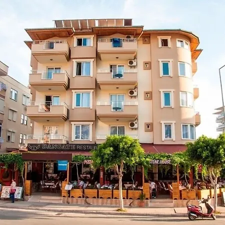 Sunway מלון דירות אלאניה