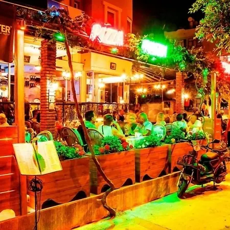 Sunway מלון דירות אלאניה