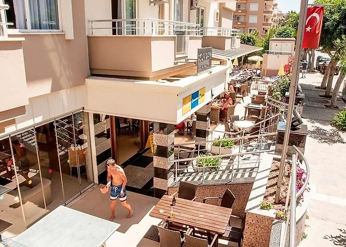 Sunway Aparthotel 2*